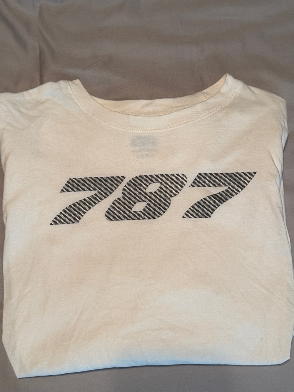 Men's White Long-Sleeve Graphic Tee with '787' - Picture 4 of 4